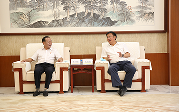 東源縣委書記孔德勝一行到訪廣東霸王花集團