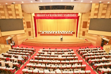 助力鄉村振興，彰顯企業擔當——廣東霸王花集團榮獲2022年度河源市廣東扶貧濟困“萬綠杯”金杯